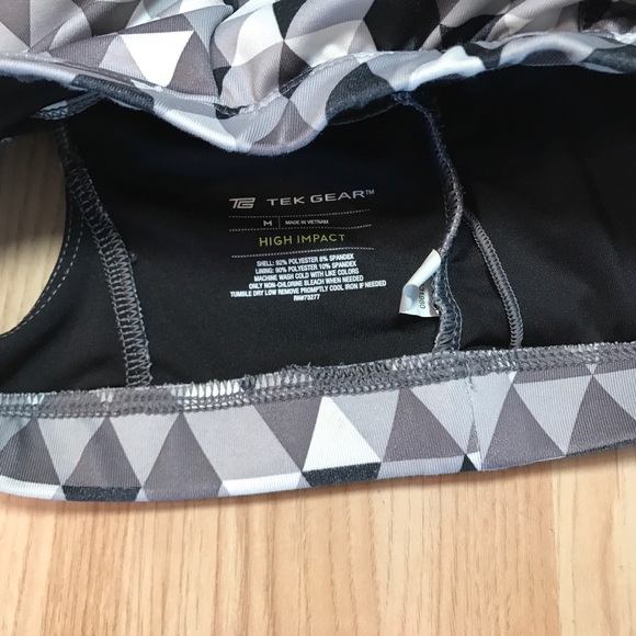 High Impact Sports Bra - Picture 4 of 4